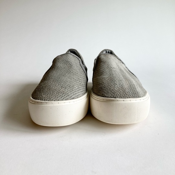 UGG Grey Suede Sheepskin Leather White Rubber Outsole Sneakers size 9 - Picture 6 of 12